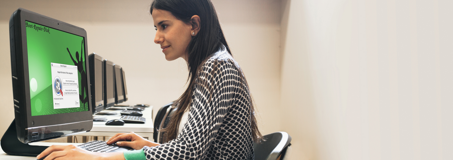 Computer IT Repair Bootable USB [32GB] – Windows Antivirus, Data Recovery & Password Reset Toolkit